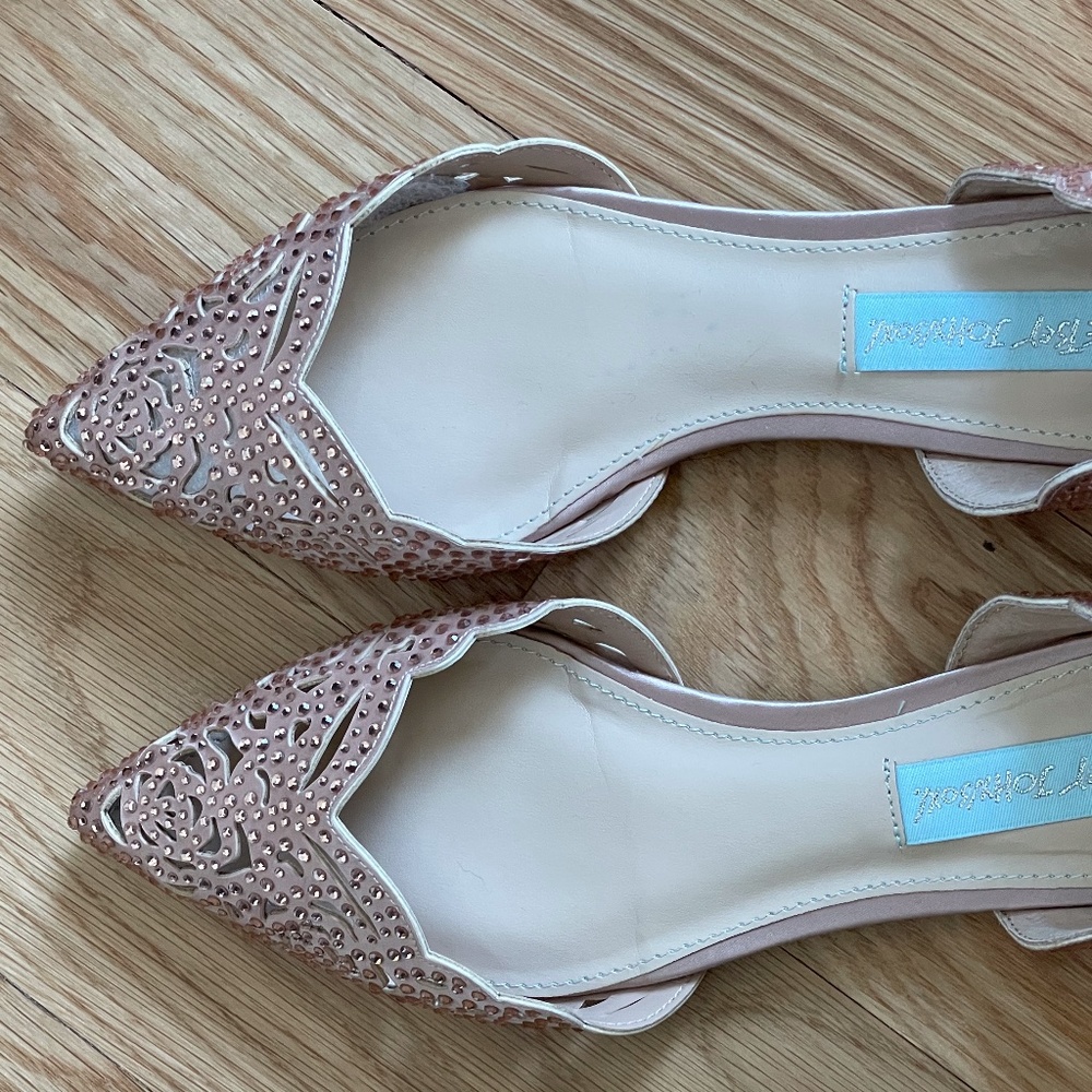 Sparkling nude/champagne Flats